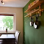 Apartment Haus Mit 3 Im Zentrum Von Rostock