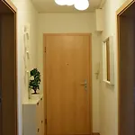Apartment Haus Mit 3 Im Zentrum Von *