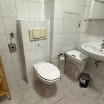 Apartment Haus Mit 3 Im Zentrum Von *